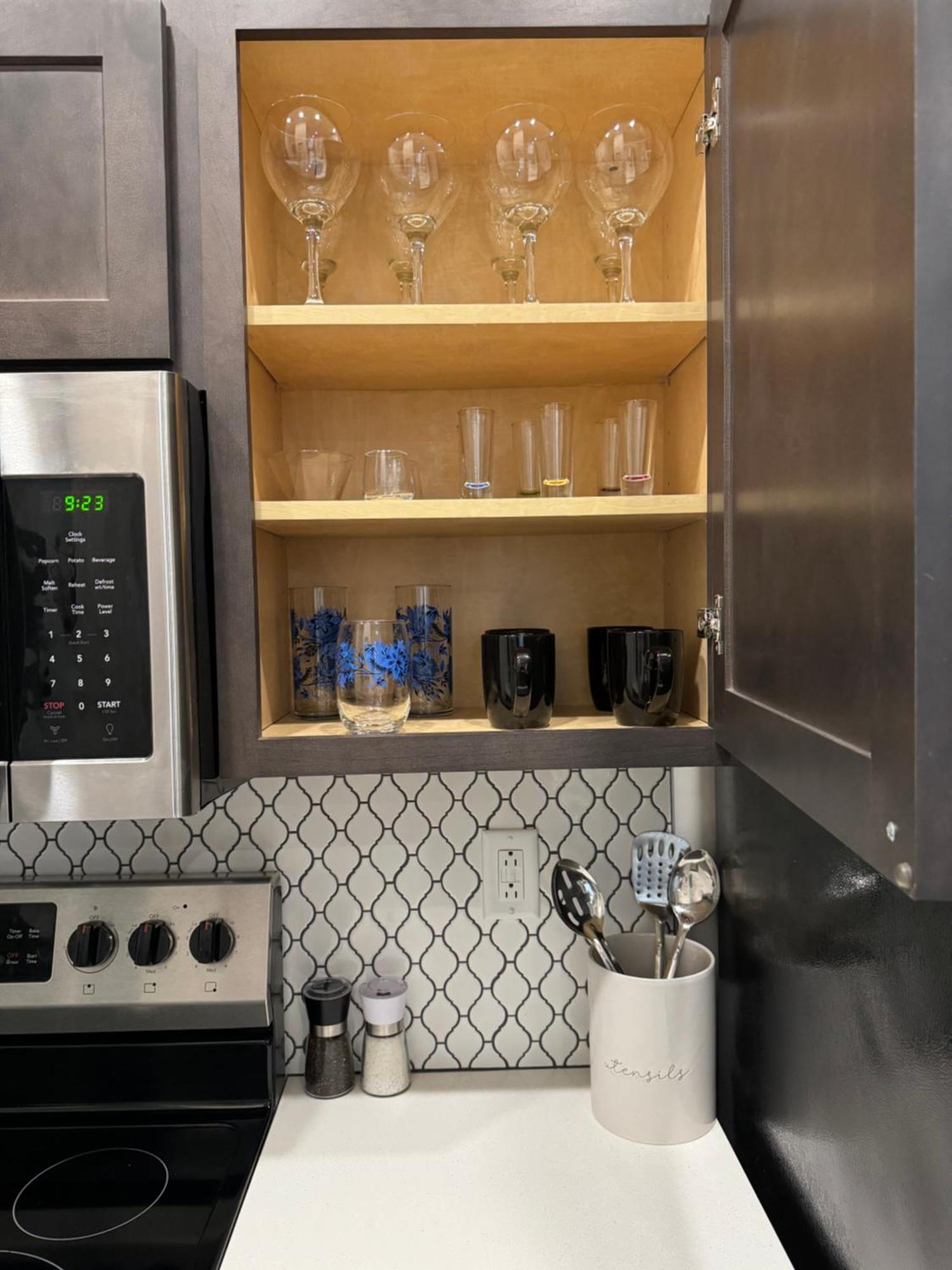 Beautiful Condo/Rooftop Patio With Free Parking Cleveland Luaran gambar